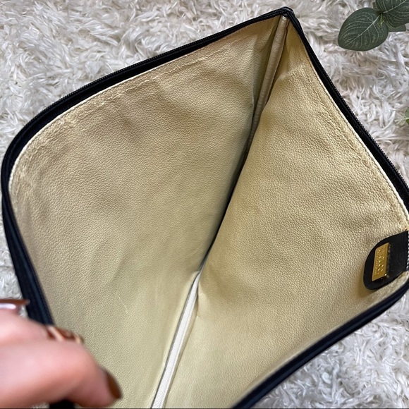 Vintage Gucci XXL Floral Canvas Clutch - Picture 13 of 16